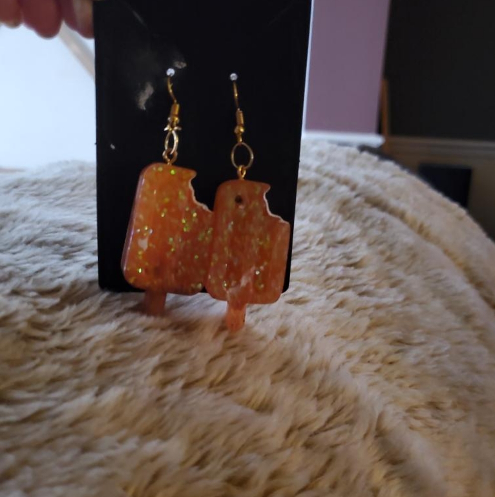 Homemade resin earrings!